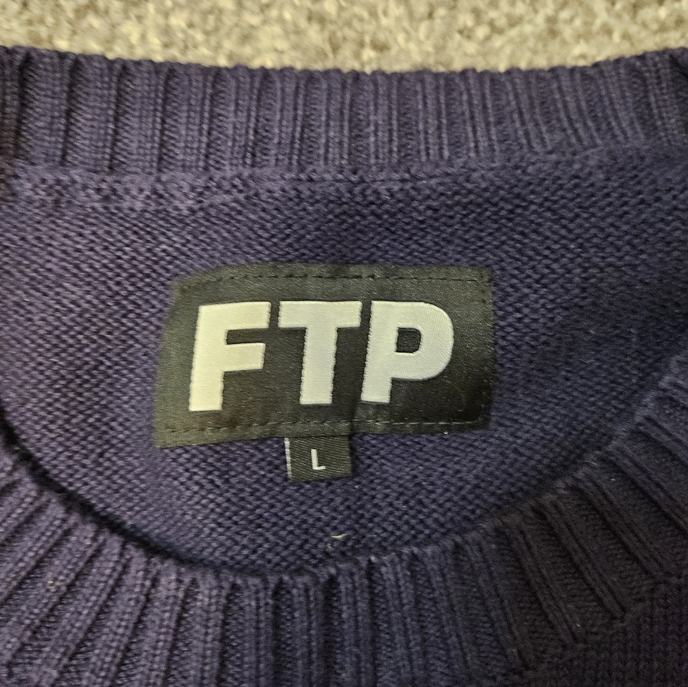 FTP FuckThePopulation Bear Knit Sweater Navy Large Brand New - Picture 3 of 7